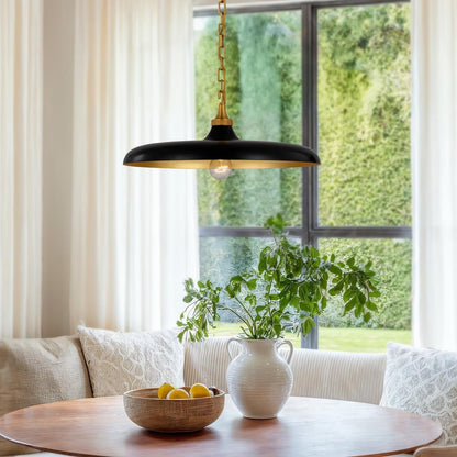 raven dining nook focus